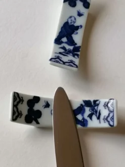 6 porte-couteau porcelaine du Japon