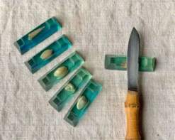 Porte -couteau résine inclusion coquillages 1950