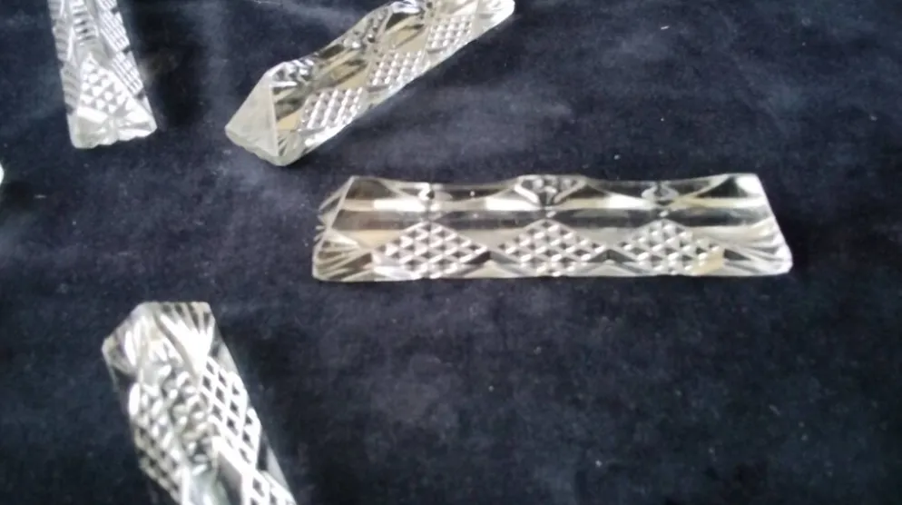 6 Porte couteaus forme triangulaire Cristal au Plomb