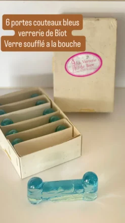 6 porte-couteaux bleus verrerie de Biot