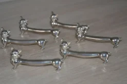 6 porte-couteaux chat en métal argenté