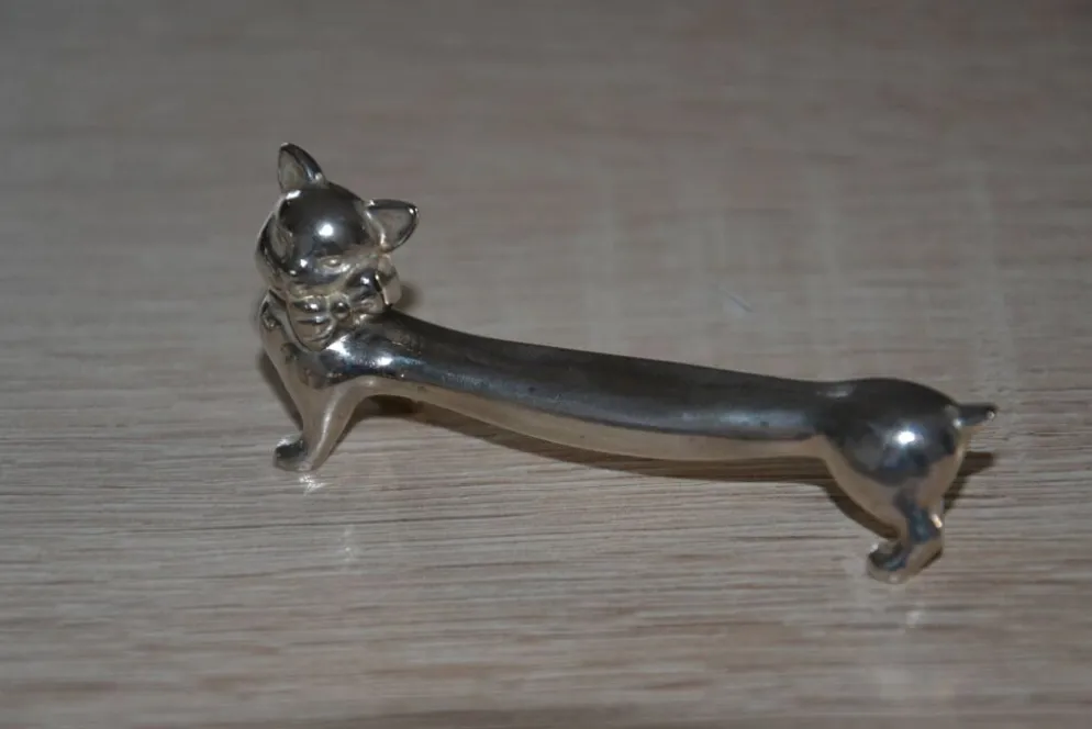 6 porte-couteaux chat en métal argenté