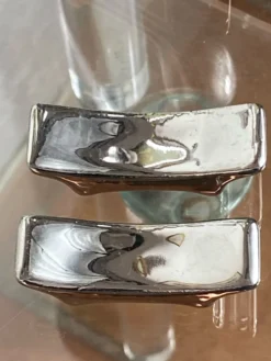 Porte-couteaux en céramique argentée