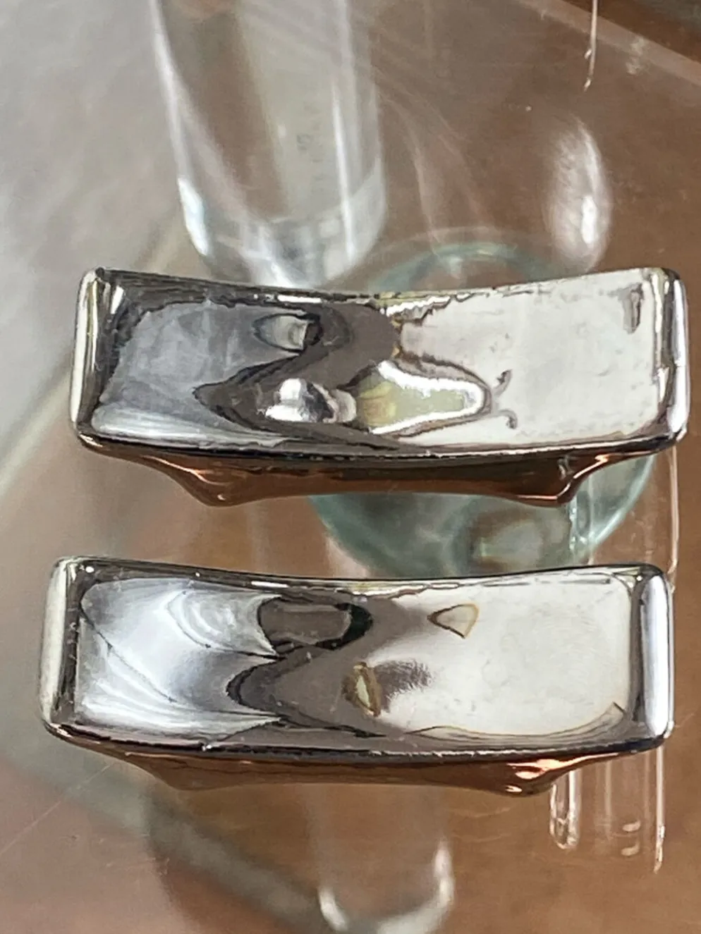 Porte-couteaux en céramique argentée