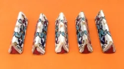 5 porte-couteaux en céramique tunisienne Nabeul, années 1920-1940
