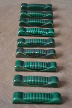 Porte-couteaux en céramique verte