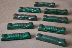 Porte-couteaux en céramique verte