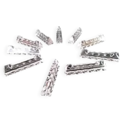 10 porte-couteaux en cristal au plomb de forme triangulaire