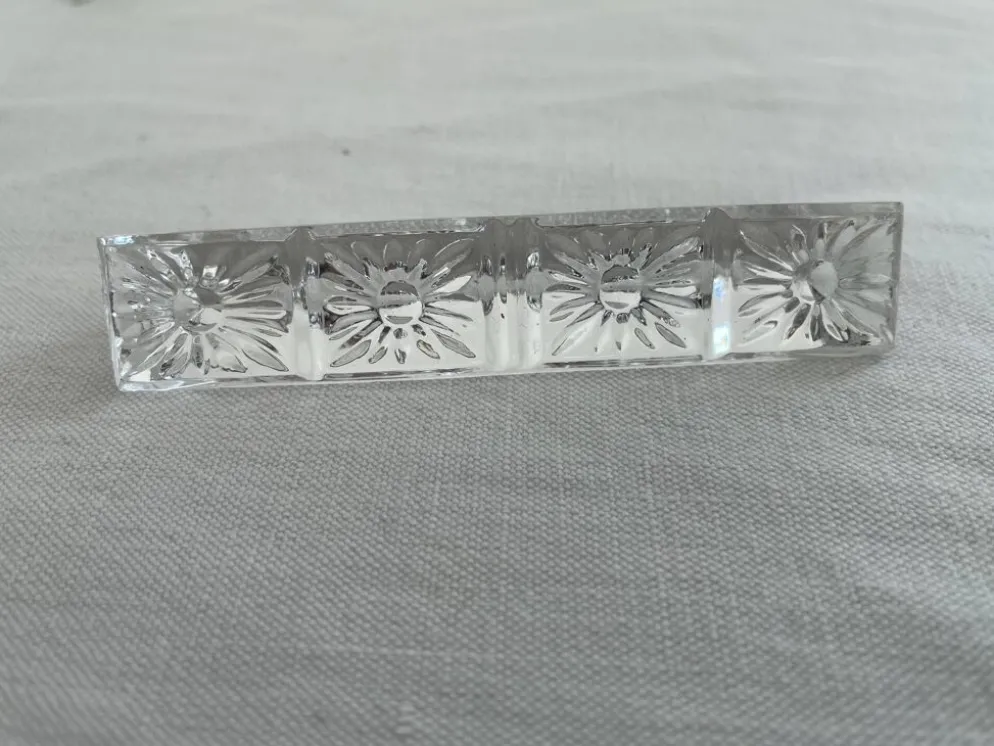 Porte-couteaux en cristal, Motif floral en relief, Art de la table vintage