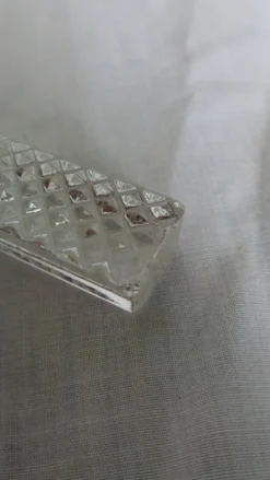 12 porte couteaux en cristal pointe de diamant dans leur boite, Hongrie