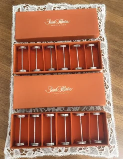 12 porte-couteaux en métal argenté Saint Hilaire modèle Arceaux en coffret