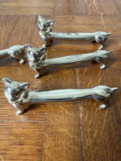 6 porte-couteaux en métal argenté chat