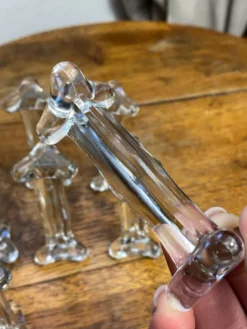 Porte-couteaux en verre