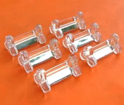 6 porte-couteaux en verre transparent forme trèfle 1950