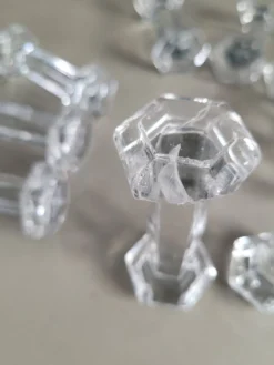 10 porte-couteaux hexagonaux en verre