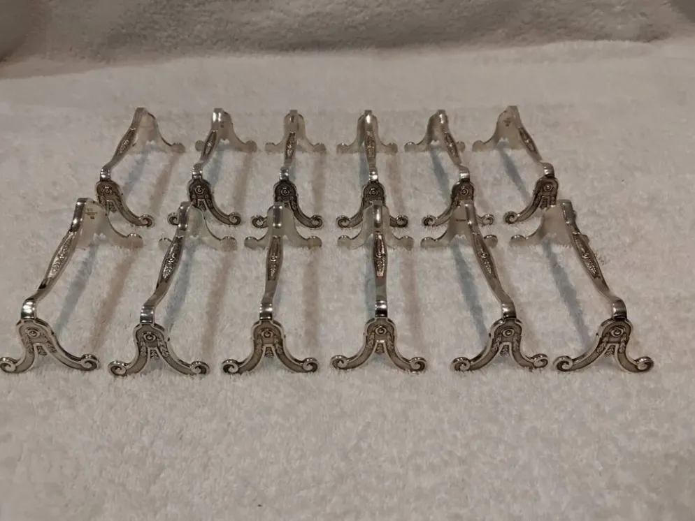 12 porte couteaux métal argenté Christofle Marie Antoinette LXVI