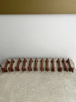 12 porte - couteaux teckel en grès