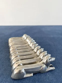 12 porte-couteaux teckel en métal