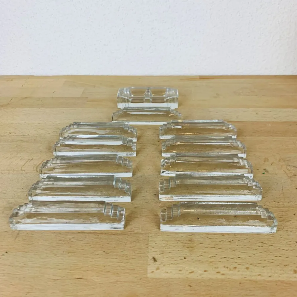11 porte-couteaux verre art déco et salière
