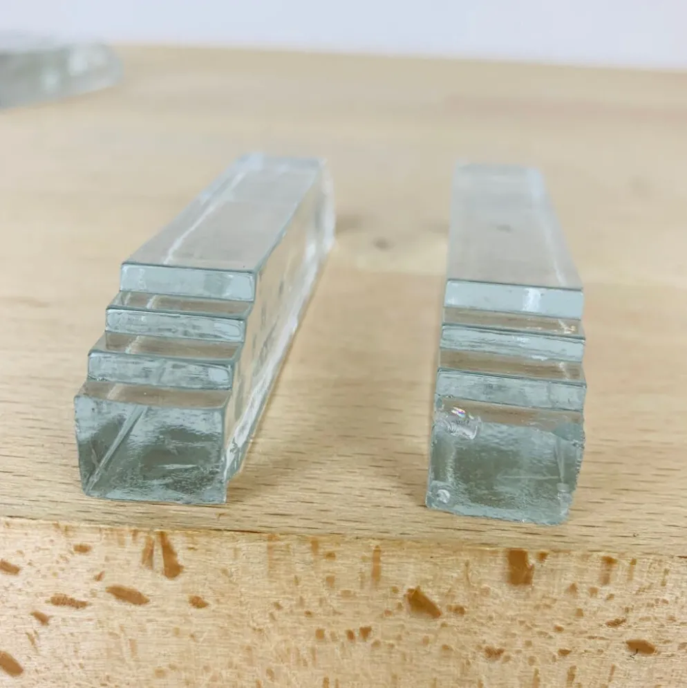 11 porte-couteaux verre art déco et salière