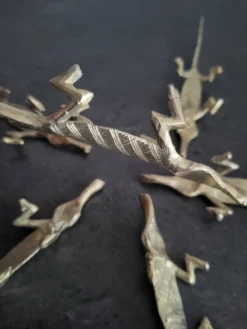 6 porte-couteaux vintage, crocodiles en laiton, en excellent état