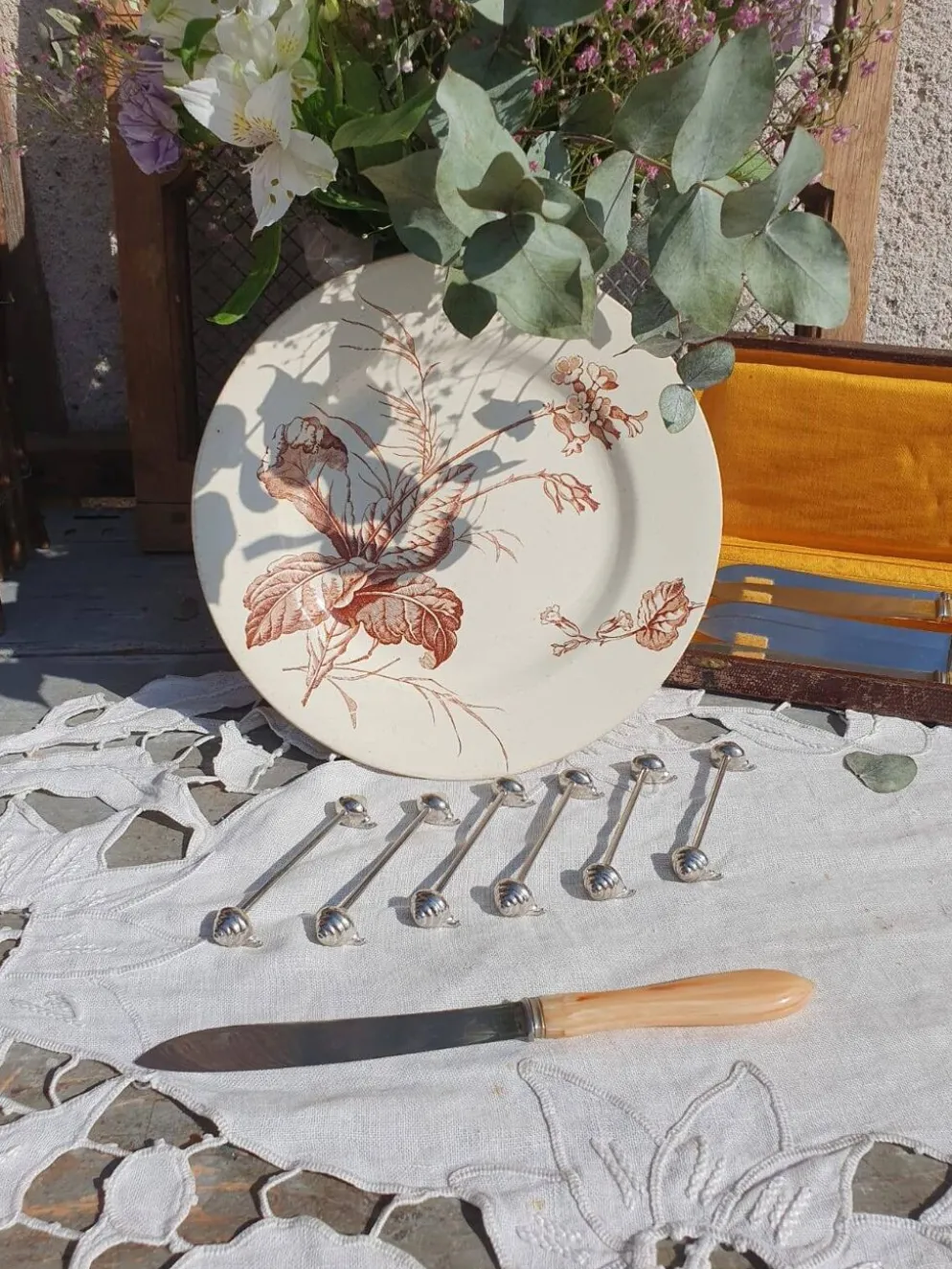 porte couteux escargot métal argenté