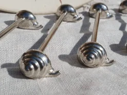 porte couteux escargot métal argenté