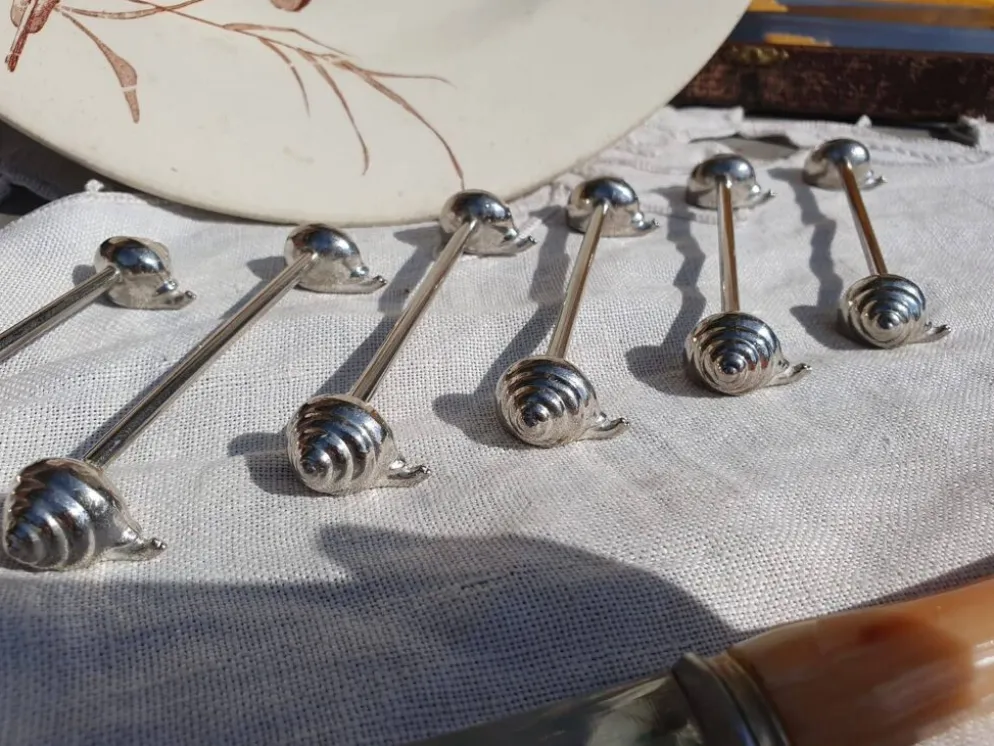 porte couteux escargot métal argenté