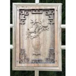 Porte en bois sculptée - De claustra à portes coulissantes.