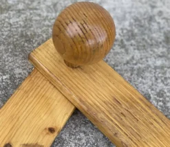 Portemanteau accordéon à grosses boules bois vintage 1980