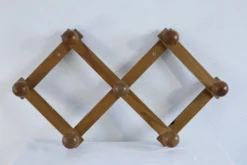 Porte-manteau accordéon vintage en pin