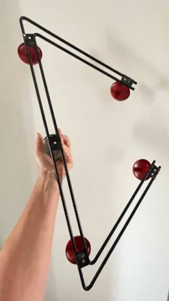 Portemanteau acier inspiration mategot