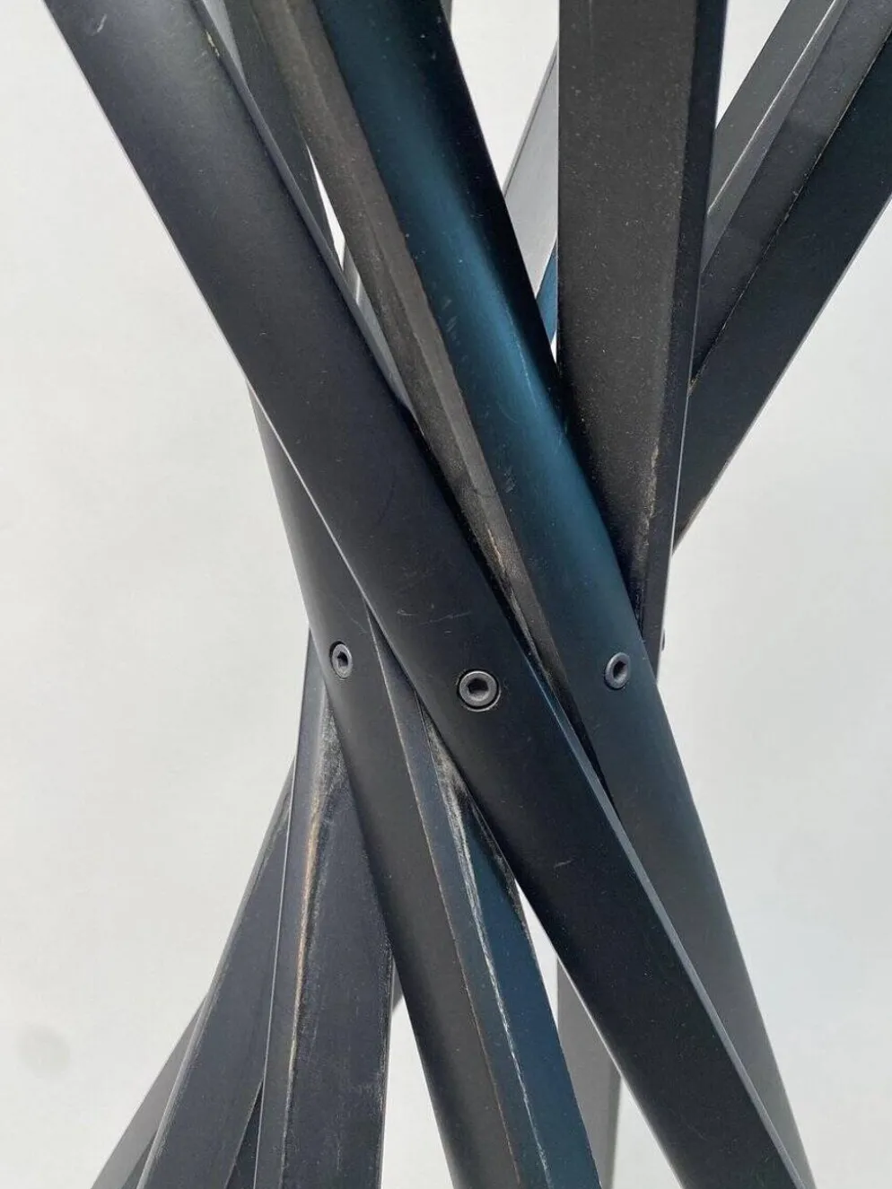 Porte-manteau ajustable Zanotta Sciangai en frêne noir, 1973