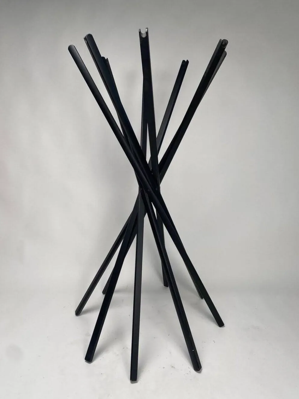 Porte-manteau ajustable Zanotta Sciangai en frêne noir, 1973