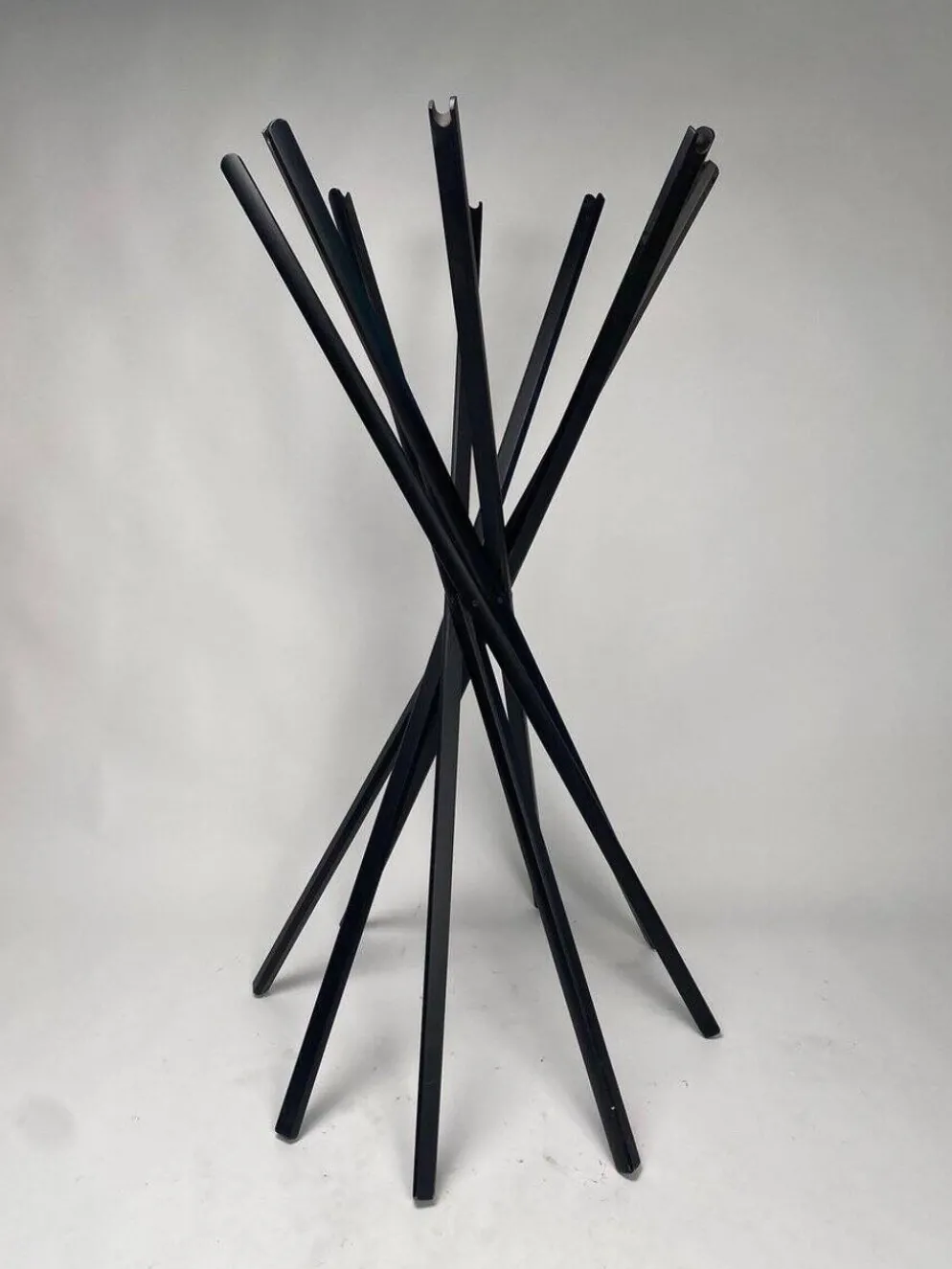 Porte-manteau ajustable Zanotta Sciangai en frêne noir, 1973