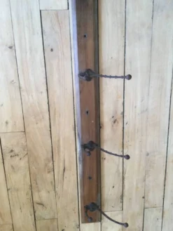 Porte manteau ancien bois et fonte