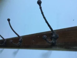 Porte manteau ancien bois et fonte