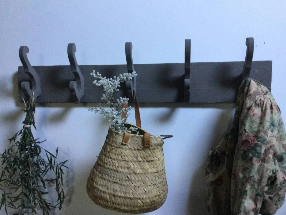 Porte manteau ancien bois peint 5 patères