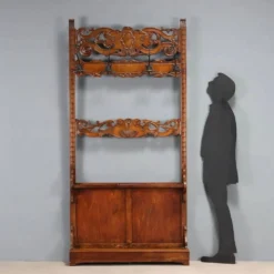 Porte-manteau ancien en hêtre teinté noyer, Italie, XIXe siècle