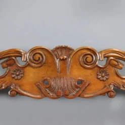 Porte-manteau ancien en hêtre teinté noyer, Italie, XIXe siècle