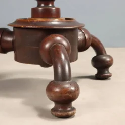 Porte-manteau ancien en orme et érable, Italie, XIXe siècle
