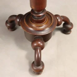 Porte-manteau ancien en orme et érable, Italie, XIXe siècle