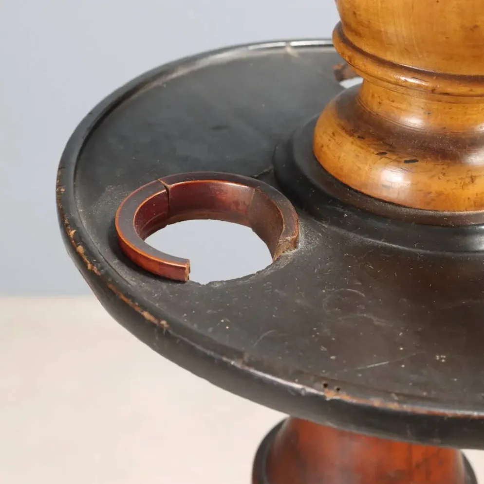 Porte-manteau ancien en orme et érable, Italie, XIXe siècle