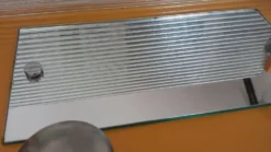 Porte manteau années 50 avec miroir patères métal et tablette verre