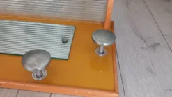 Porte manteau années 50 avec miroir patères métal et tablette verre