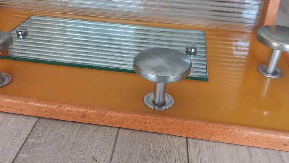 Porte manteau années 50 avec miroir patères métal et tablette verre