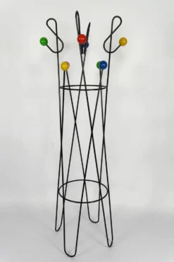 Porte-manteau « Clé de sol », par Roger Féraud, circa 1950
