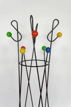 Porte-manteau « Clé de sol », par Roger Féraud, circa 1950