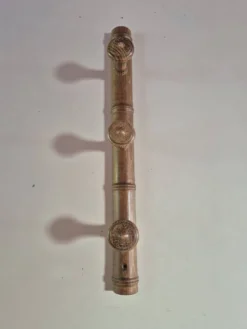 Porte manteau composé de 3 pateres en bois vintage