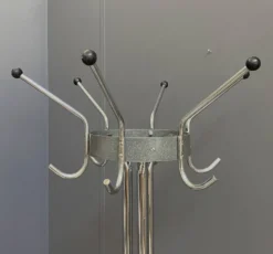 Porte-manteau debout Tubax chrome des années 1960